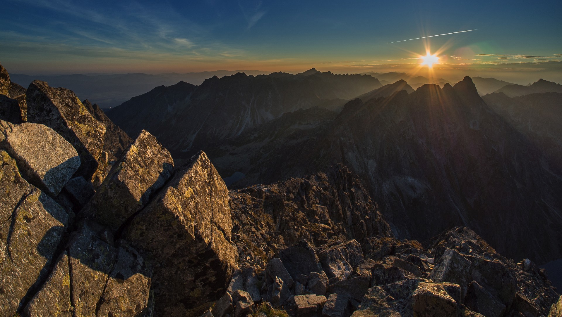 Słońce nad Mięguszowieckimi Szczytami
